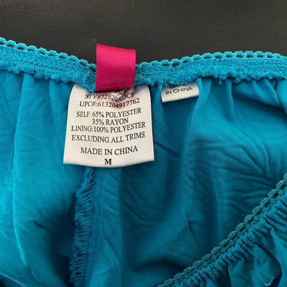 Embroidered Capped Sleeve Baby Doll Top - S - Picture 5 of 7